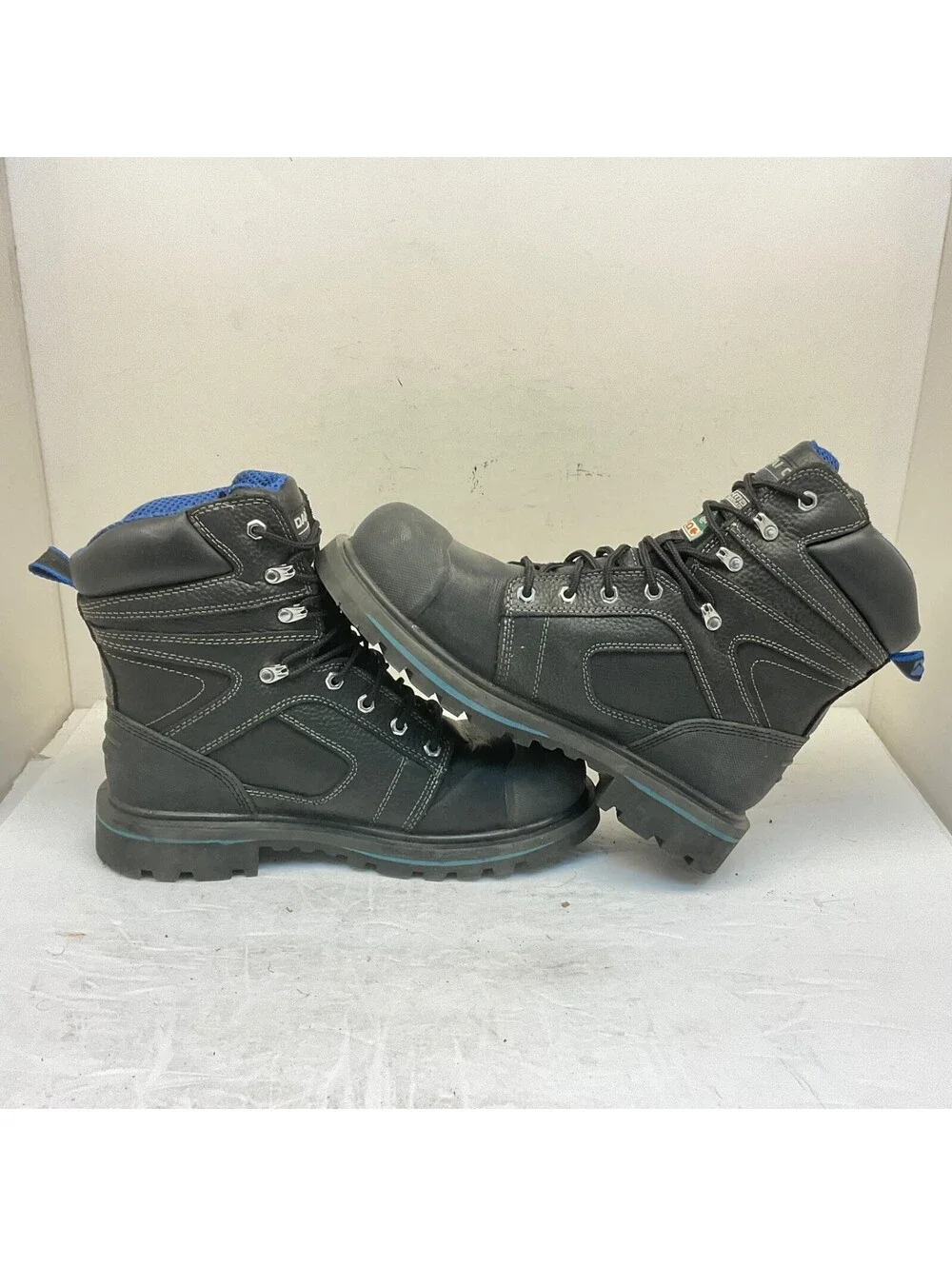 DAKOTA Men's 8